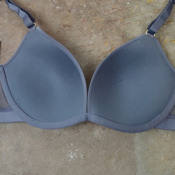 NWT 32C Lively The Deep V No-Wire Push-Up, Color Smoke - Picture 7 of 9